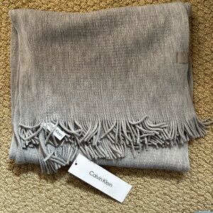 Calvin Klein Gray Scarf NWT